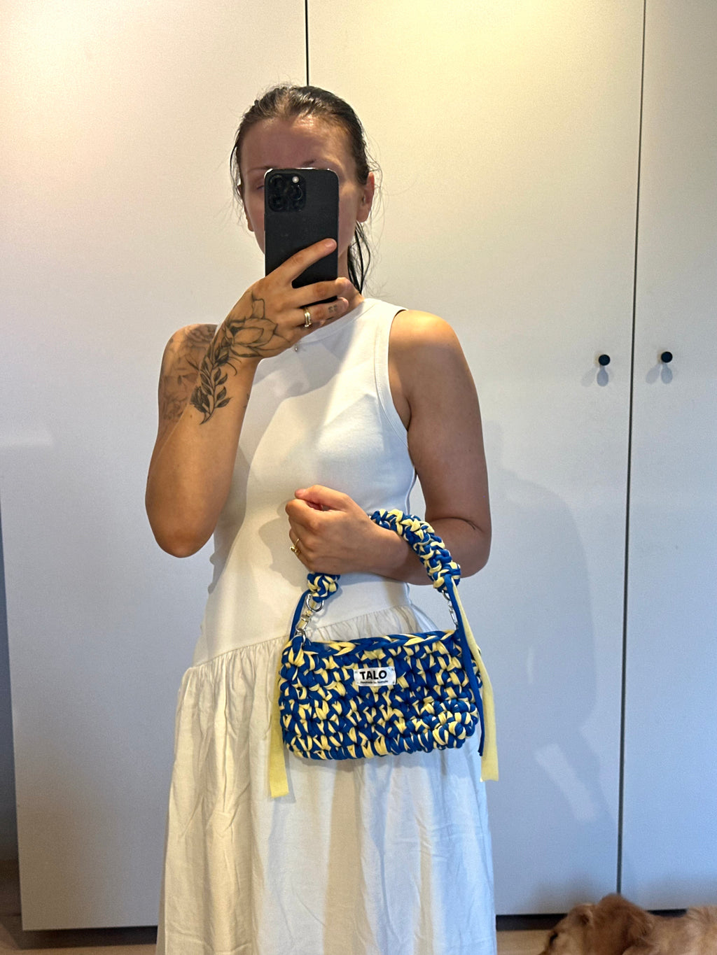 Statement blue